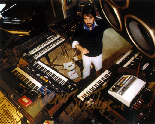 vangelis_nemostudios_co_uk_2.jpg